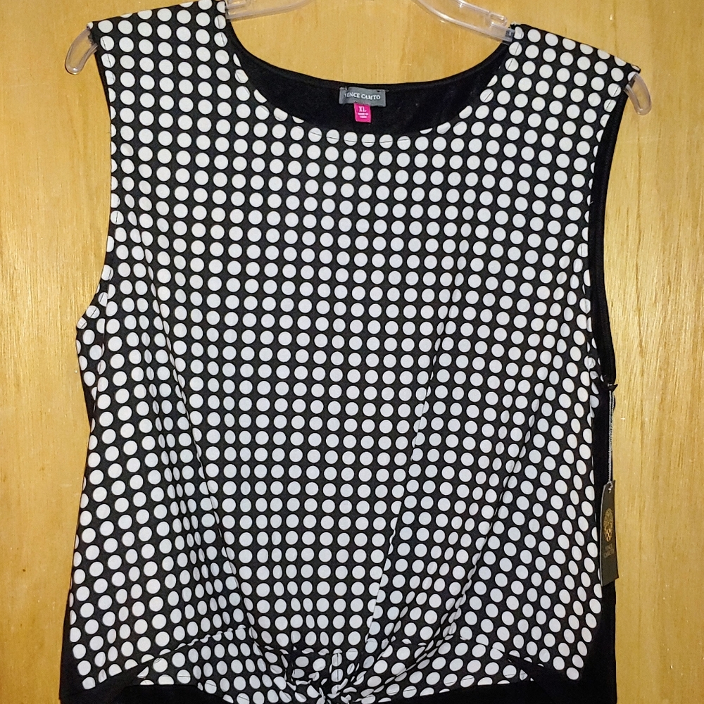 Women's black/white top